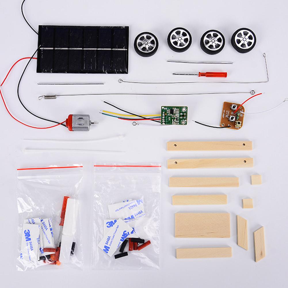 Assemblare auto solare Invenzi - Electronics Project Kit recensione e prezzo
